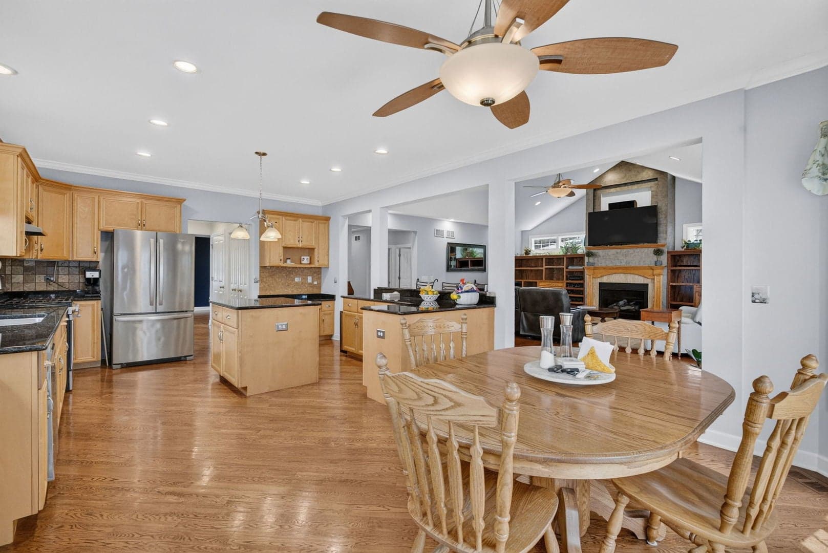 4344 Elm Street, Downers Grove, IL, 60515 - photo 36