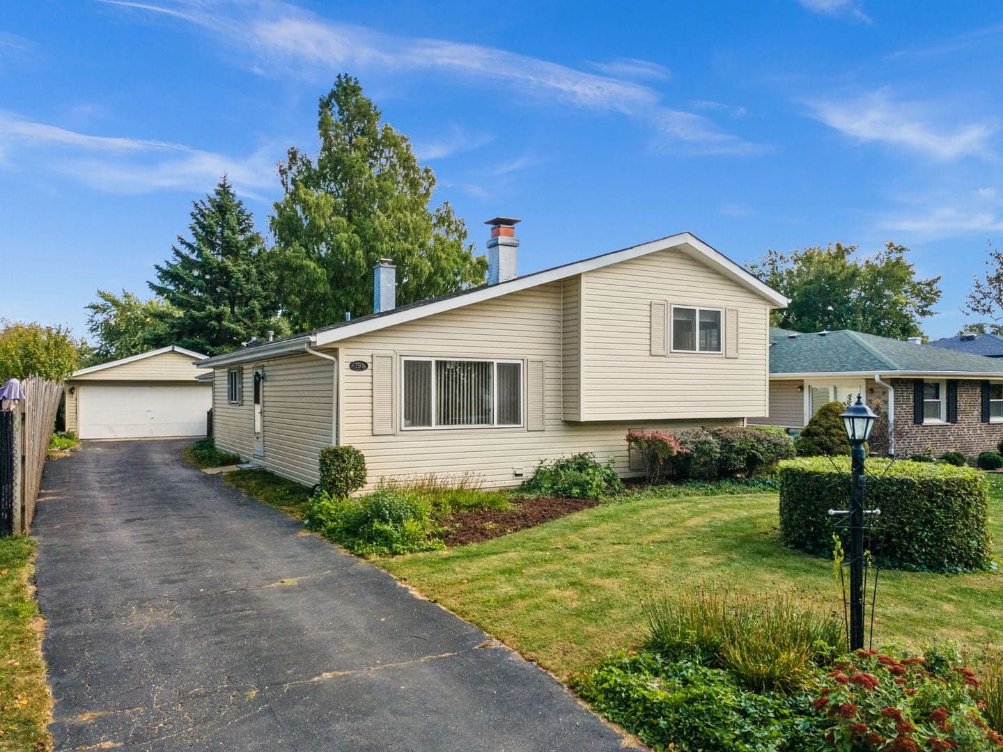 391 Kramer Avenue, Lombard, IL, 60148